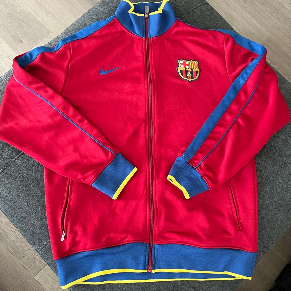 VINTAGE BARCELONA NIKE TRACK JACKET